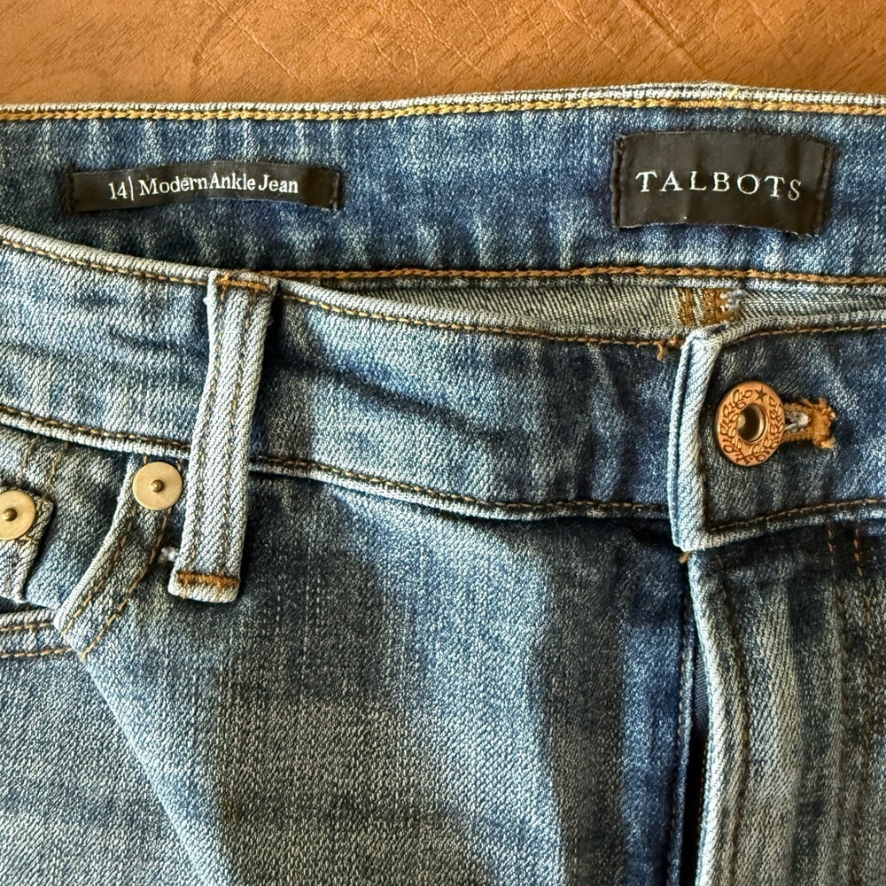 NWOT Talbots Modern Ankle  Blue Jeans SZ 14 (two available, see other listing) - Picture 8 of 14